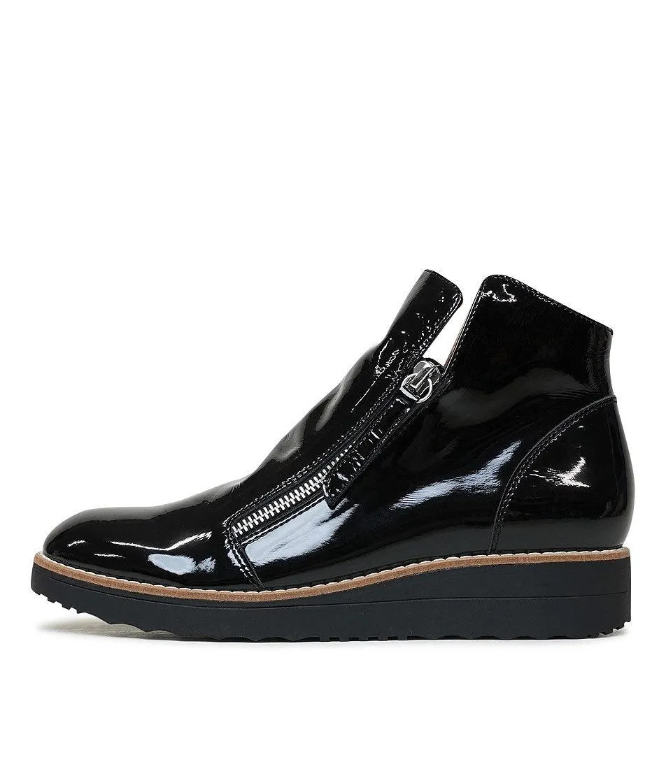 Ohmy Black Patent Leather Ankle Boots